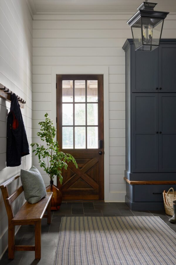 Mini mudroom